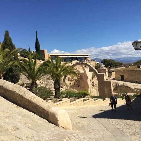 Apartamento Centrico Castillo S. Barbara Alicante Luaran gambar